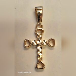💕18k Gold Cross Pendant